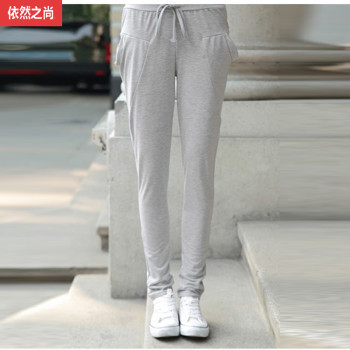 夏日舒适新风尚 依然之尚2014夏装新款灰色休闲裤评测
